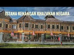 Pertama kali jejakkan kaki d sini.memang halus pertukangan melayu dahulu kala.kena lebih byk lg rumah dan monumen senibina melayu di pulihara bagi tatapan. Istana Kenangan Kuala Kangsar Perak Khazanah Negara Youtube