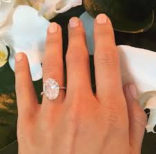 Gorgeous Julianne Hough Engagement Ring Celebrity Engagement Rings Ideal Engagement Ring