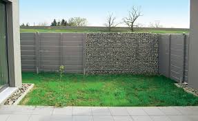 2 Ideen Fur Einen Kleinen Reihenhausgarten Reihenhausgarten Garten Design Plane Gartengestaltung