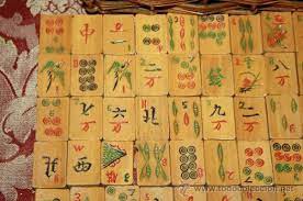 Los juegos mahjong son una forma de divertirte mientras ejercitas tu cerebro. Entretrenido Juego De Mahjong Con Las Fichas En Verkauft In Auktion 36126159