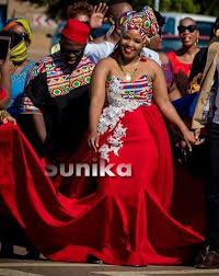 Ndebele traditional attire 2021 yoruba is an african fashion that's thus common in an african country and alternative geographical area countries. Traditional Ndebele Attire For Couples Sunika Traditional African Clothes