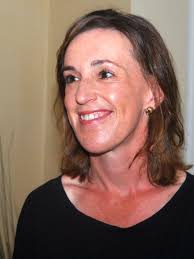 File:Elizabeth Embry 2018.jpg