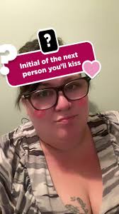 Who the heck is it???? lol G______? #mykiss #kiss #lips #neverbeenkissed