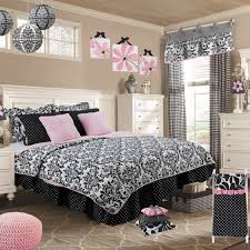 Soho black and white bedding features a black medallion print on a light background with elegant grey swirls, zig zag, polka dot and greek key print accents. Cotton Tale Girly Black And White Damask Reversible 2 Piece Twin Quilt Bedding Set On Sale Overstock 19875541