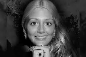 Sandra Rotolo's Instagram, Twitter & Facebook