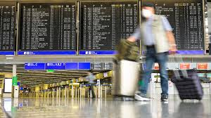 Minister of health spahn wants to tighten the test requirement for travelers. Frankfurt Keine Quarantane Fur Geimpfte Nach Risikogebiet Reise