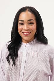 The Workplace Politics of Holiday Party Dressing