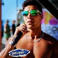 A day at Pebble Beach w the Pro's 🕳️ . . Thx Closer Skateboarding 📷  @jaimeowens #lancemountain Lance Mountain #tonyalva #alvaskates #skateboard