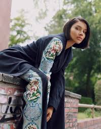 Find info you may not see elsewhere with peoplelooker®. Shirin David Spricht Mit Vogue Uber Weiblichkeit Vogue Germany