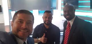 Dos buenas personas y buenos futbolistas en su momento. Empieza la final. A  disfrutar con la cordura justa de estos momentos. ¡Salud morados y manudos!