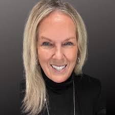 Diane Sova's Instagram, Twitter & Facebook