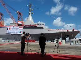 In a single block that is assembled separately, the psim combines the integrated mast, complete with the radar under its radome and all the other sensors, plus the ops rooms and the associated equipment compartments. Egypt Launches First Locally Built Corvette Naval Today