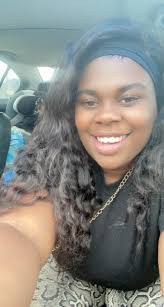 Sheila Marks's Instagram, Twitter & Facebook