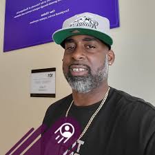 calaiscampbell left @grey_zabel hanging