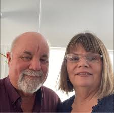 Looking for a sign writer to get some stickers made up, chasing  recommendations...