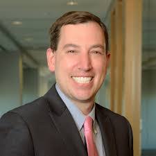 Robert Winn's Instagram, Twitter & Facebook