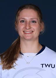 Faye Murray's Instagram, Twitter & Facebook