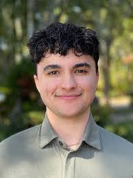 Derrick Gomez's Instagram, Twitter & Facebook