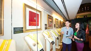 In the thousand and one nights, the sultan's wife manages to avoid being executed by doing what? Galeri Diraja Sultan Abdul Aziz Royal Gallery Visit Selangor