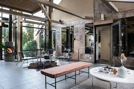 Une Maison D Architecte Comme Une Orangerie Contemporaine Planete Deco A Homes World Maison Maison Darchitecte Architecte