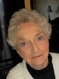 Life Story for Nadine N. (Volksdorf) Warren