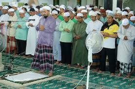 Sholat jenazah hanya dilakukan dengan takbiratul ihram saja. 500 Hadir Solat Jenazah Ghaib