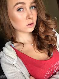 Lip shade ordering tips with guarantees