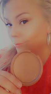 Andrea Arruda (@AndreaArruda19)