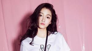 She started her career as a teenager, performing in kunqu theatrical productions, a traditional style of chinese opera. Top 10 Most Beautiful And Richest Chinese Actresses Hubpages