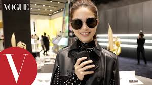 0:44 yes娛樂 34 973 просмотра. Hannahæåç«å°gentle Monsterç«ç¶æ³å¹«èå¬å'¨æ°å«æ'éæ¬¾ç¼é¡ äººç©ç¹å¯« Vogue Taiwan Youtube