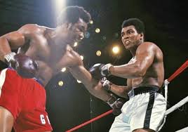 How was Muhammad Ali able to land a number of right hand leads