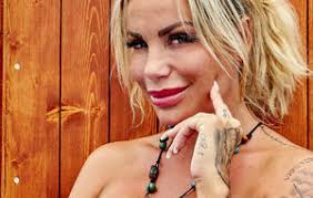 Enjoy our hd porno videos on any device of your choosing! Gina Lisa Lohfink So Naturlich Sah Sie Fruher Aus