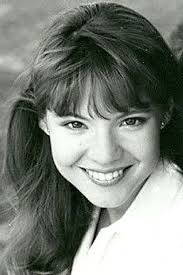 Ellen Dunning's Instagram, Twitter & Facebook