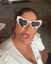 long,sad post ahead* softball… thank you for the lessons. because of you I  learned how to lead, have resilience, stand up for myself, work for my  goals, and so many things that