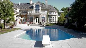 Luxury Pool Design From The Experts In Deluxe Swimming Pools