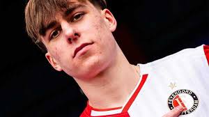 VIDEO+FOTO Len tak ďalej: Iba 18-ročný Leo Sauer sa dočkal zaslúženej  odmeny!