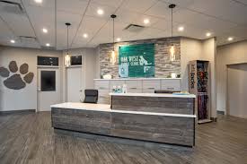 This Connects With My Future Because In The Future I Will Open My Own Veterinarian Practice Clinic In 2020 Pet Clinic Vet Clinics Veterinary Clinic