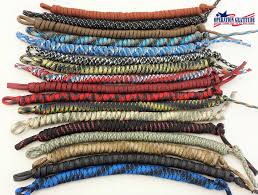See more ideas about paracord bracelets, paracord, paracord bracelet instructions. Paracord Bracelets For Operation Gratitude Community Service Hour Opportunity Tiverton Public Library 401 625 6796