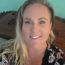 Seeking a coffee maker or any kitchen appliances for a friend who is  relocating to a new apartment and starting from scratch. If anyone is  disposing of kitchen items, please inform me.