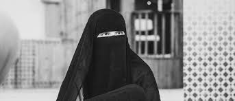 Пәрәнҗә) in central asia, is an enveloping outer garment which covers the body and the face that is worn by women in some islamic. Volksinitiative Zum Verhullungsverbot Kath Ch