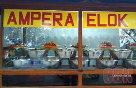 Makanan ini hadir saat pembangunan kerajaan mataram di alas mentaok. Tahukah Anda Asal Usul Nama Rumah Makan Ampera Cendana News