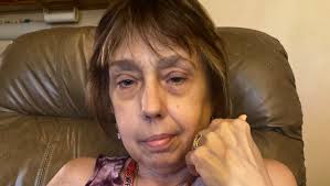 Fundraiser by Angela Pickering : I want to see the ocean before I die.