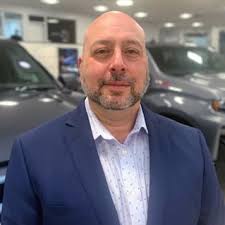 Meet Our Staff I Meet the Expert Staff of Roy Foss Cadillac Thornhill Today