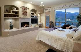 While you browse modern master bedroom decorating ideas, don't feel the need to fill up empty space — sometimes the absence of extra stuff can feel luxurious. Luxury Master Bedrooms With Fireplaces Designing Idea
