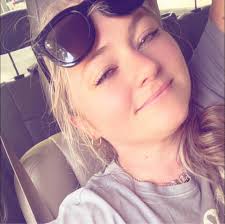 NIGHTMARE BEFORE CHRISTMAS WEDDING CAKE!!! 🎃🎃🎃 what do you think? Visit  us: www.myincrediblerecipes.com via:  http://cakesdecor.com/cakes/188655-the-nightmare-before-christmas-wedding-cake