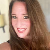 200+ "Peroutka" profiles