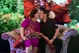 She is the current partner of philippine president rodrigo duterte. I Would Marry Her All Over Again Philstar Com