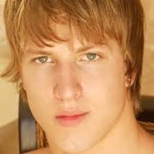 Ethan Clarke's Instagram, Twitter & Facebook