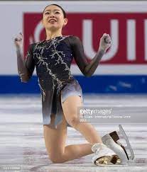 紀平 梨花 画像と写真 女性のポーズ集 アイススケート選手 フィギュアスケート 女子