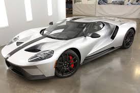 The gt only comes in one model, one engine. 2017 Ford Gt Review Ratings Specs Prices And Photos The Car Connection
